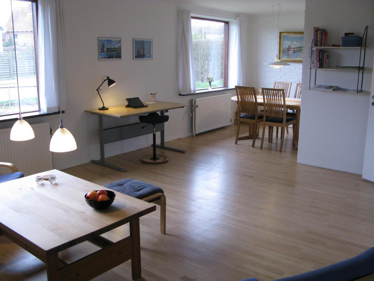 Ferienwohnung Fuglevaenget Hundested Exterior foto